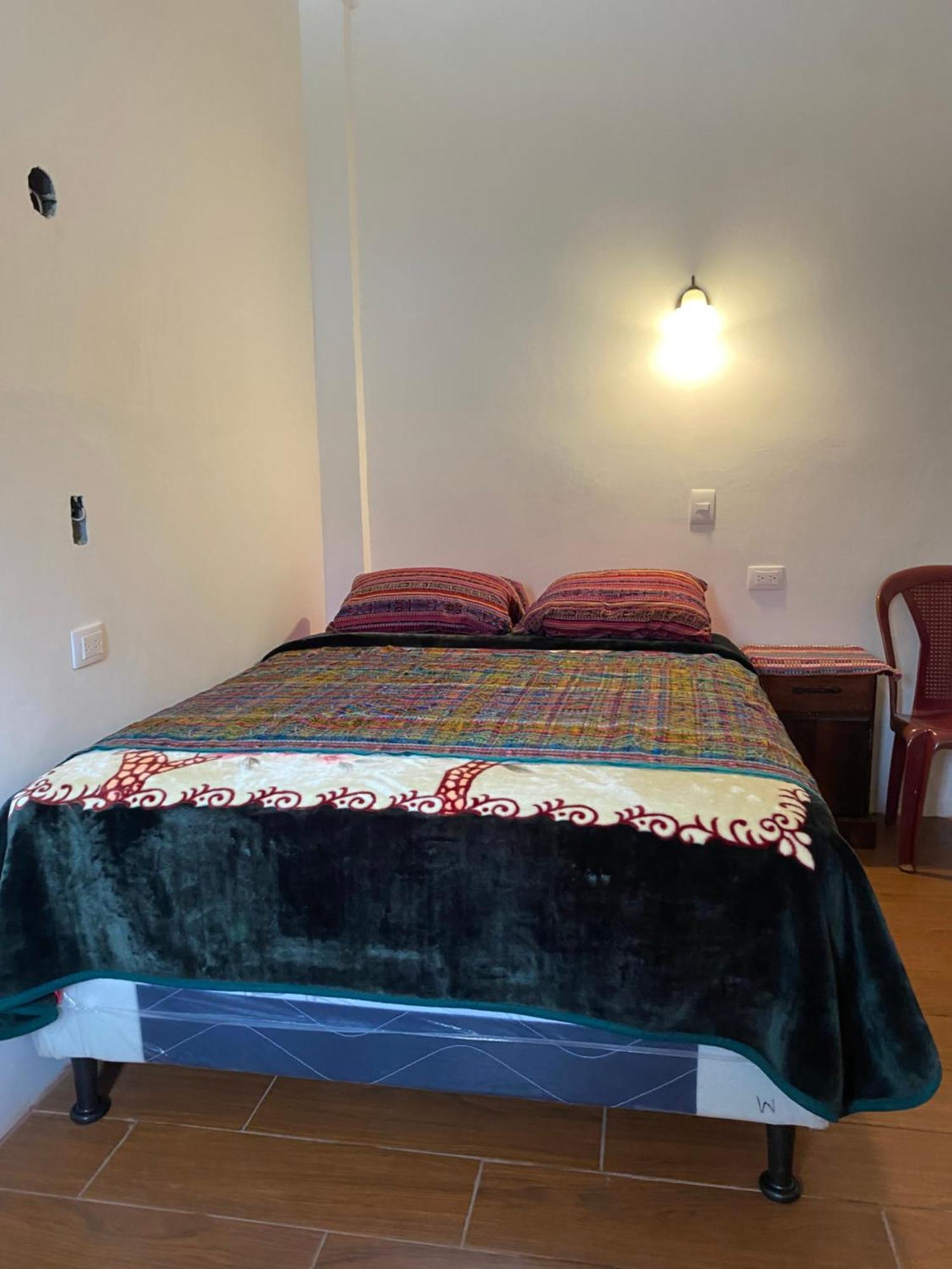 “posada Vicentas” Compartir Con Familia Tz'utujil Séjour chez l'habitant *